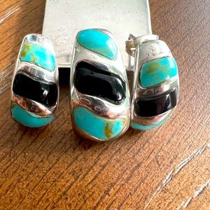 Turquoise & Black Pendant & Earrings